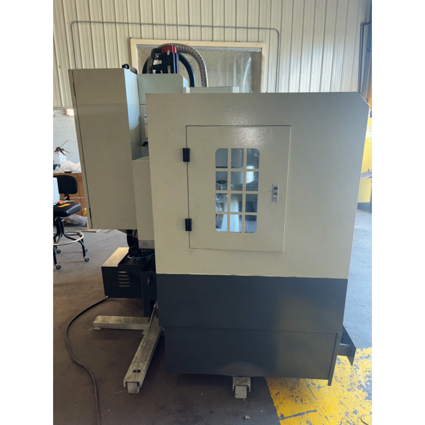 VMC24L CNC MACHINE