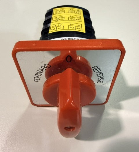 CX02127(C30551)  ROTARY SWITCH, FORWARD/REVERSE