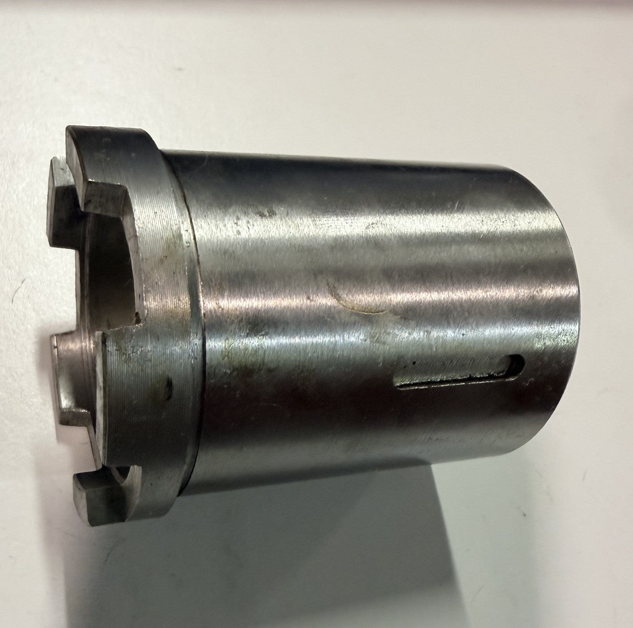 G03005 COUPLER, RIGHT