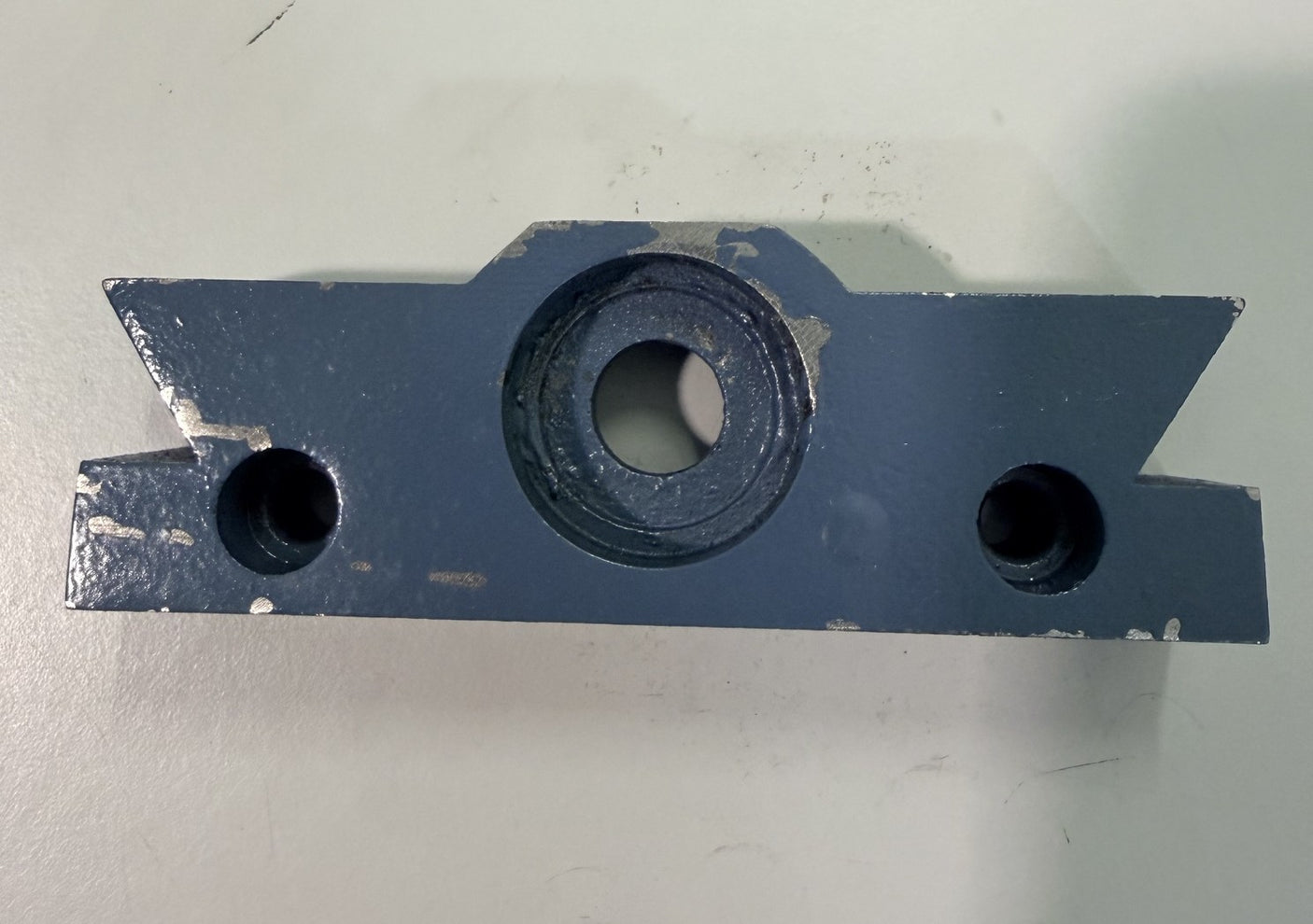 G08034 BRACKET, SCREW (II)