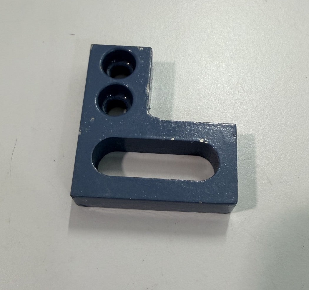 GMX02026 MOUNT END BRACKET *GRANITE IMX,MX,ELX & XT 1300 SERIES MACHINES*